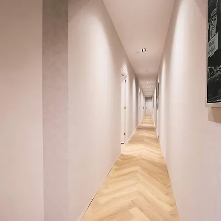 La Number 1 * Eindhoven